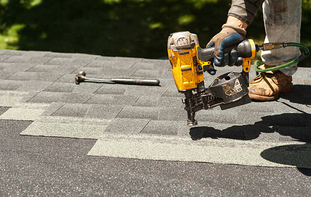 Best Roof Maintenance Services  in Harvard, IL